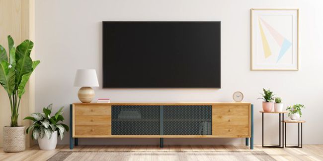 Comment optimiser la fixation de votre télévision au mur