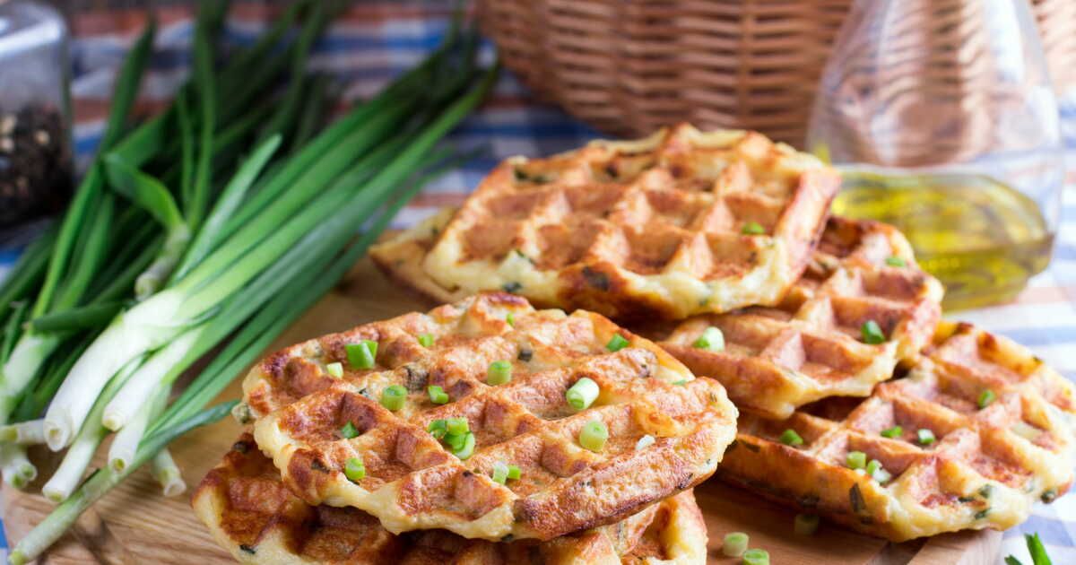 Des gaufres de pommes de terre savoureuses et économiques