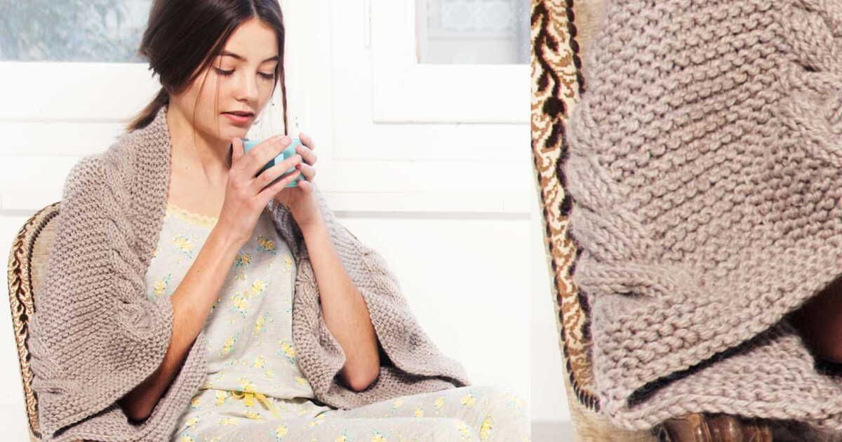 Le châle beige en torsades : élégance et confort réunis