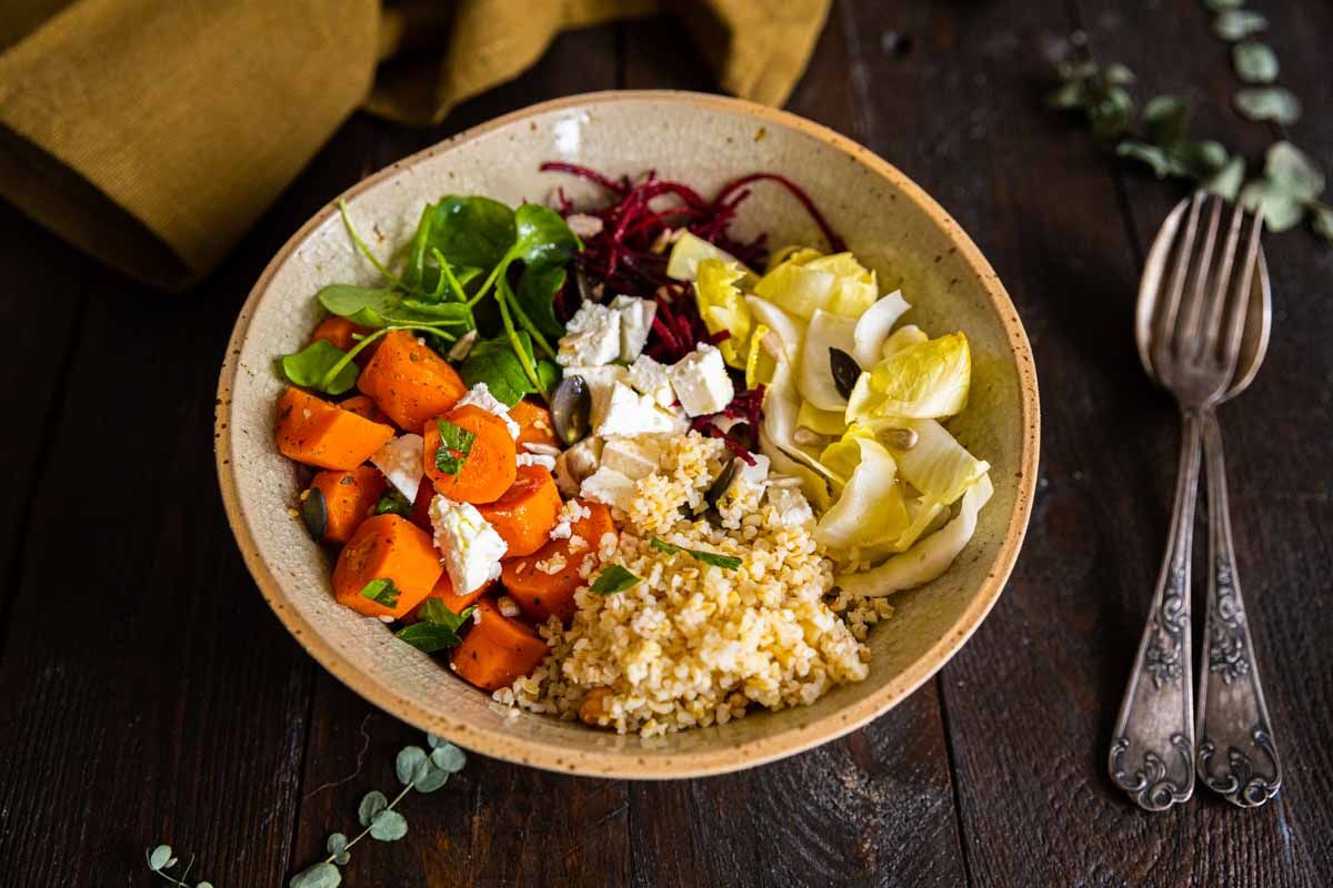 La salade veggie complète qui dynamise vos pauses déjeuner