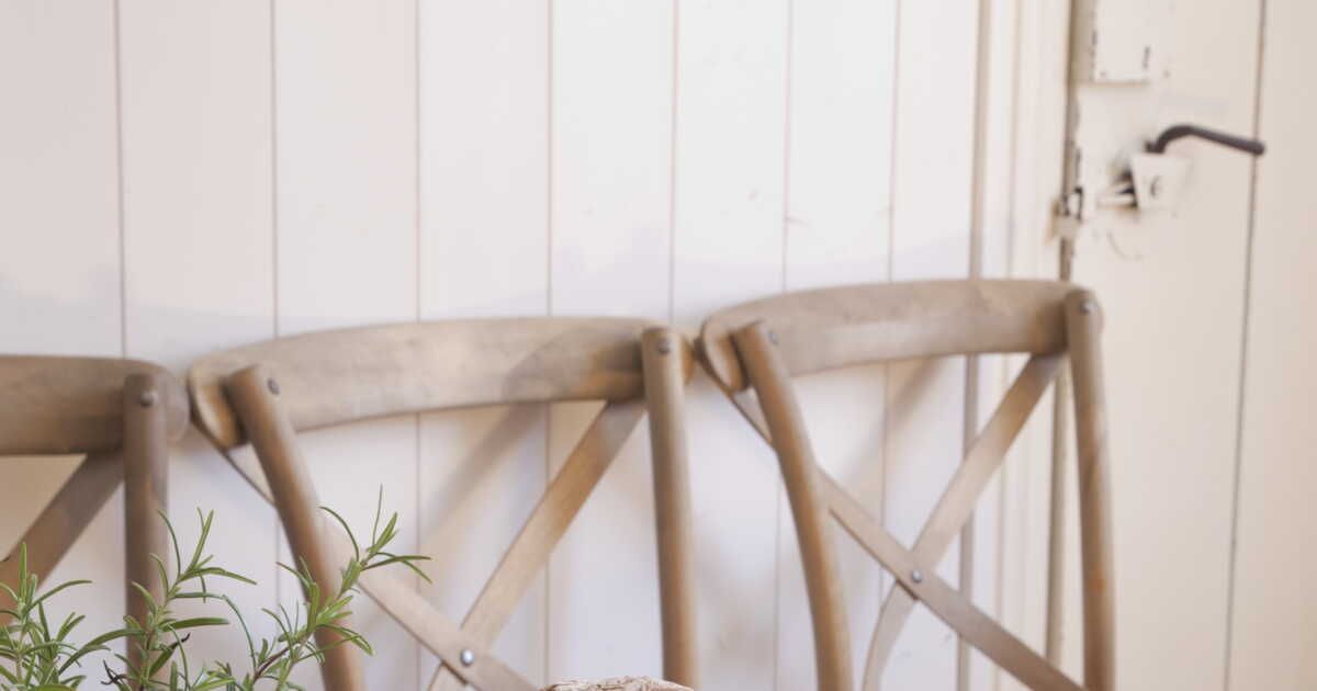 Transformez vos torchons en objets tendance avec ces 2 DIY simples