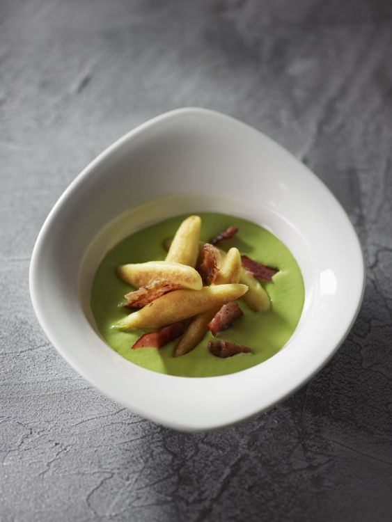 Mini quenelles aux petits pois et lardons