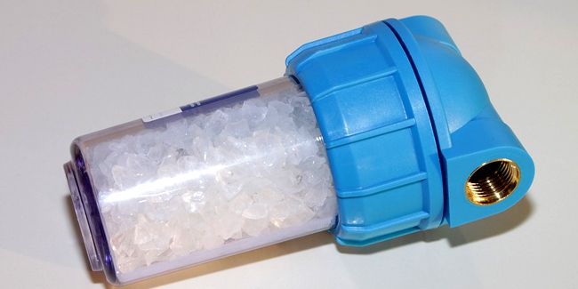 Comment bien choisir son adoucisseur d'eau : conseils et options essentielles