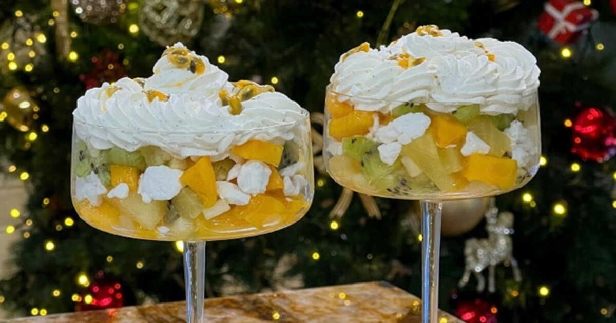 Découvrez la pavlova légère et fruitée de Cyril Lignac pour vos fêtes