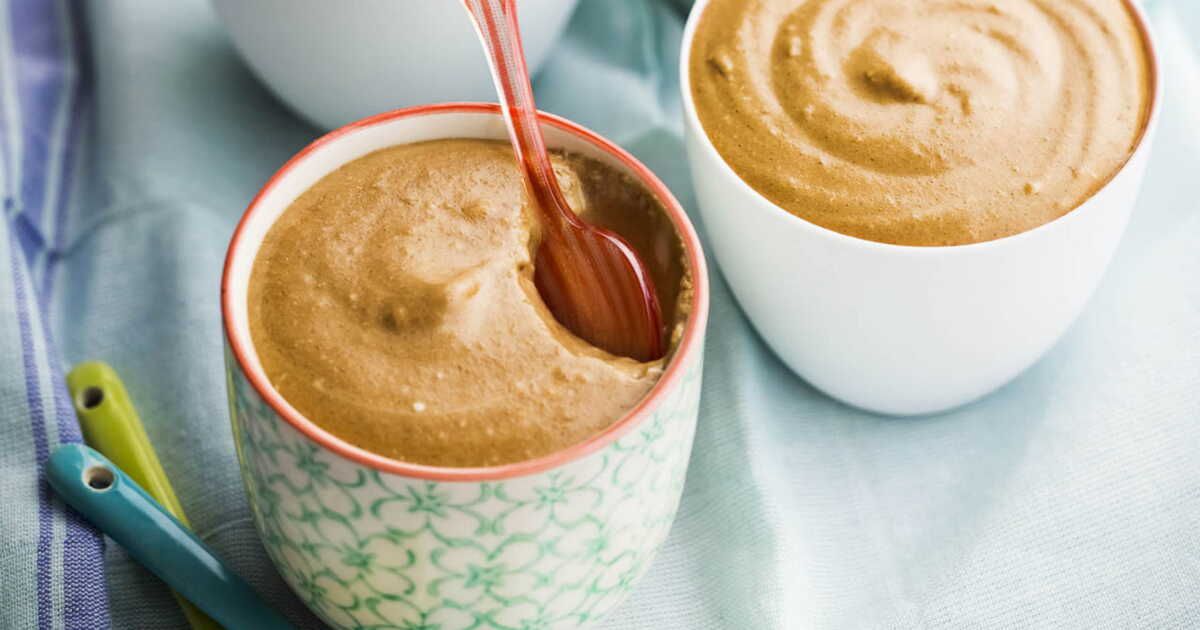 Des mousses au chocolat et carambar qui régalent les gourmands