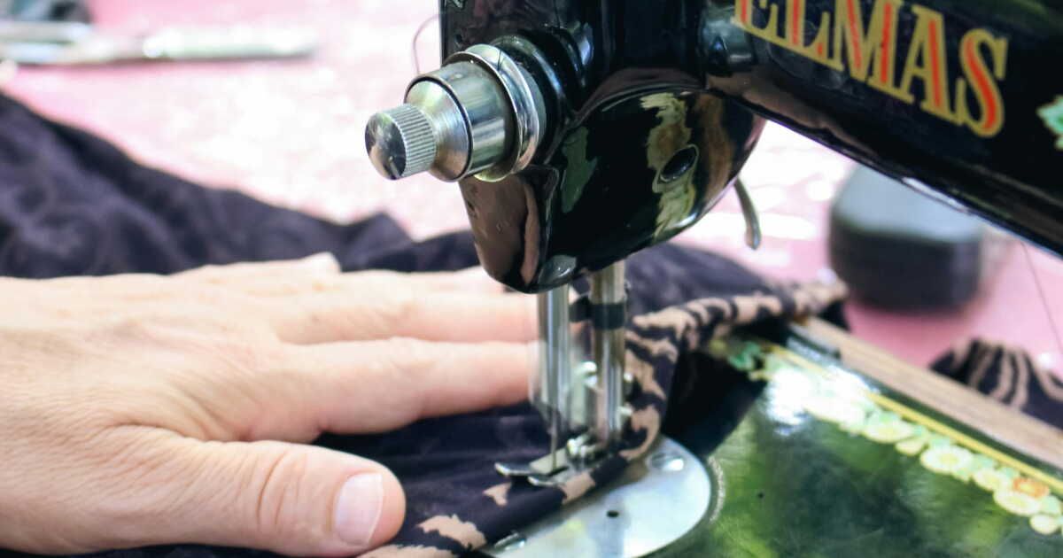 Créez votre coussin à volants en un clin d'œil : le tuto couture incontournable