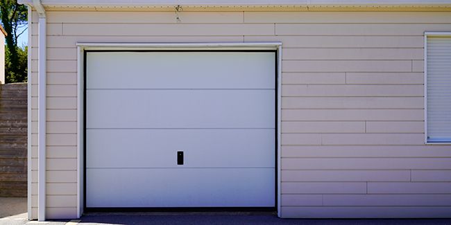 L'art de choisir la porte de garage parfaite en 7 étapes