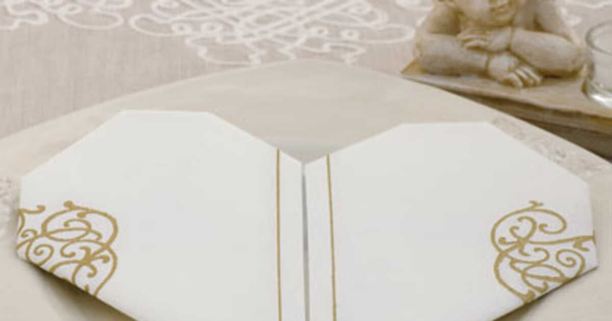 Le pliage de serviettes des amoureux