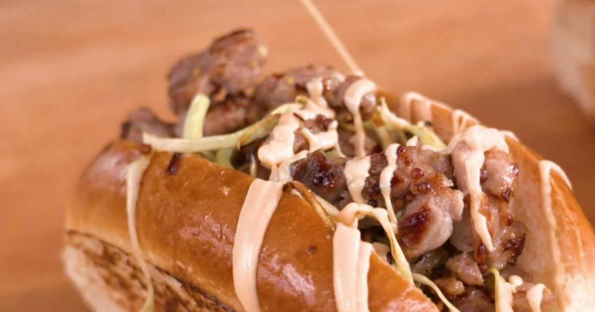 Dégustez le hot dog aux saucisses de Toulouse par Cyril Lignac