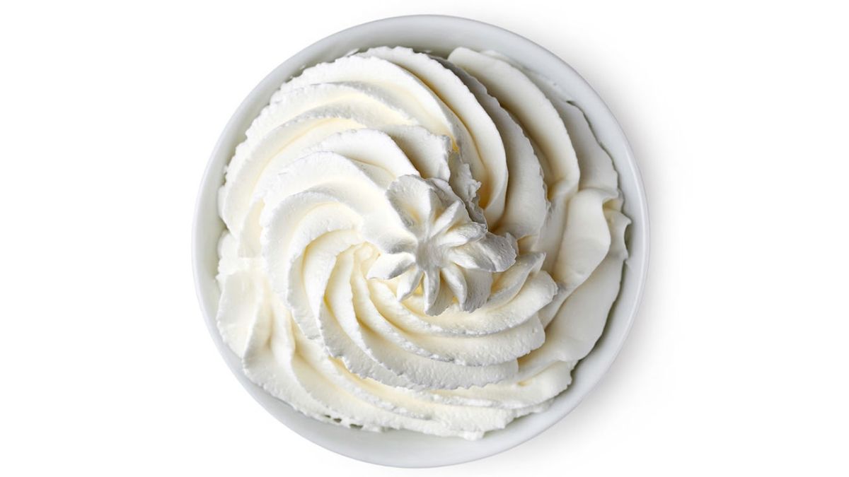 Le délice de la crème chantilly : un incontournable de la pâtisserie à maîtriser