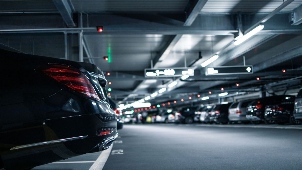 Investir dans une place de parking : un choix judicieux pour vos économies