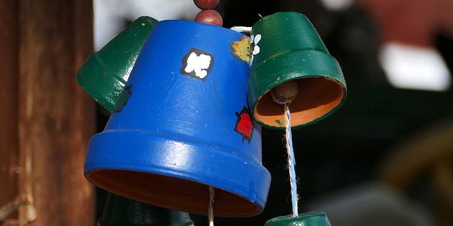 Peindre un pot en terre cuite : les meilleures astuces et techniques