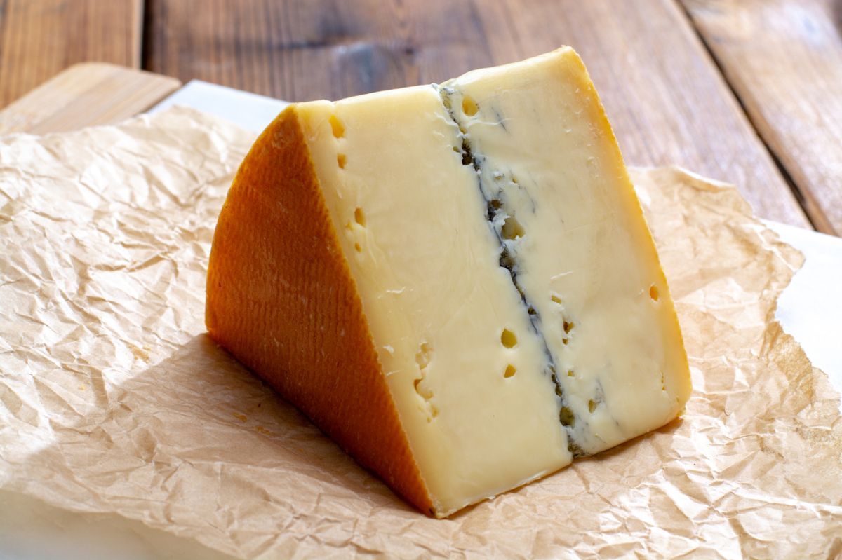 Alerte santé : un fromage très apprécié retiré de la vente