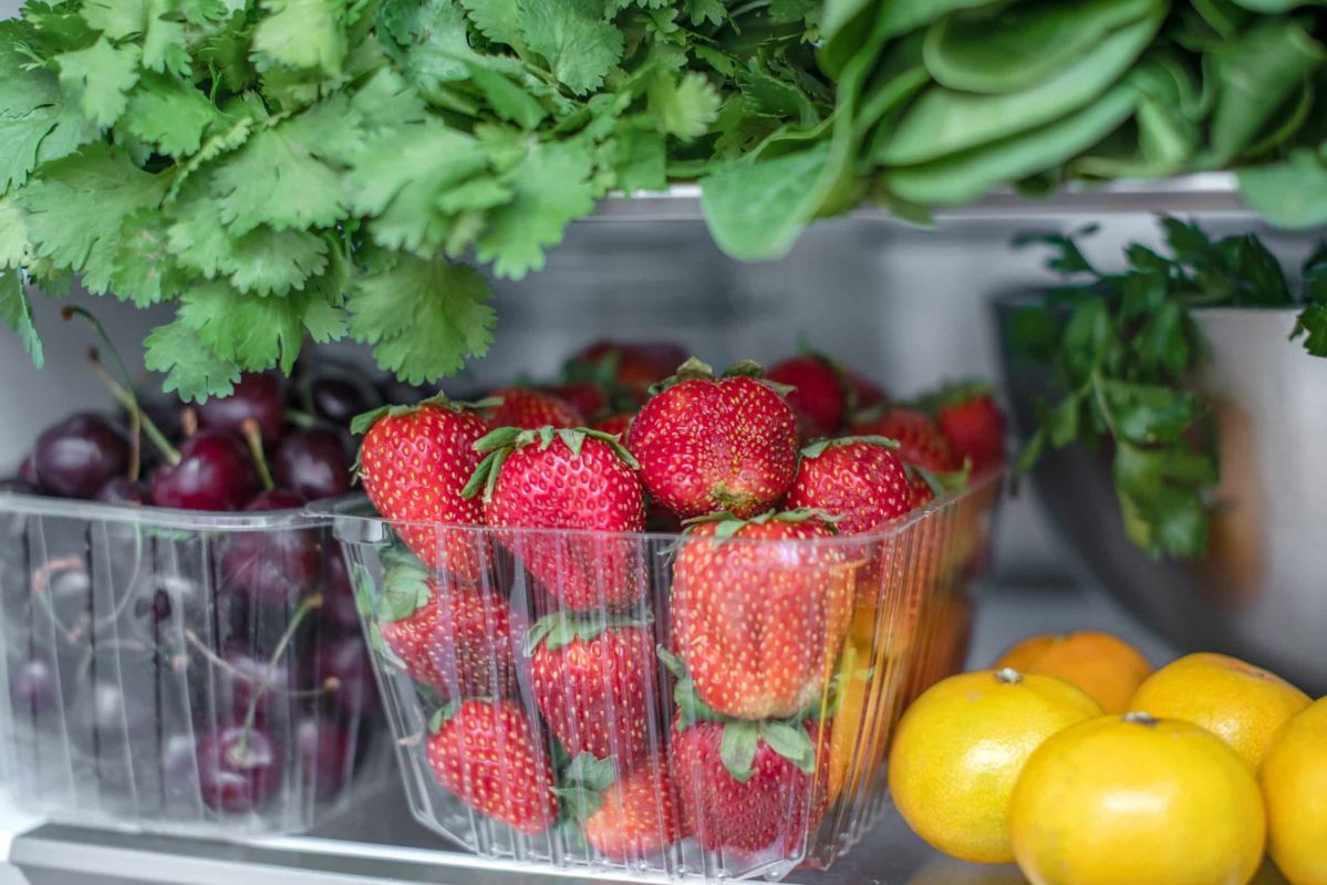 le secret pour conserver vos fraises : oubliez le frigo