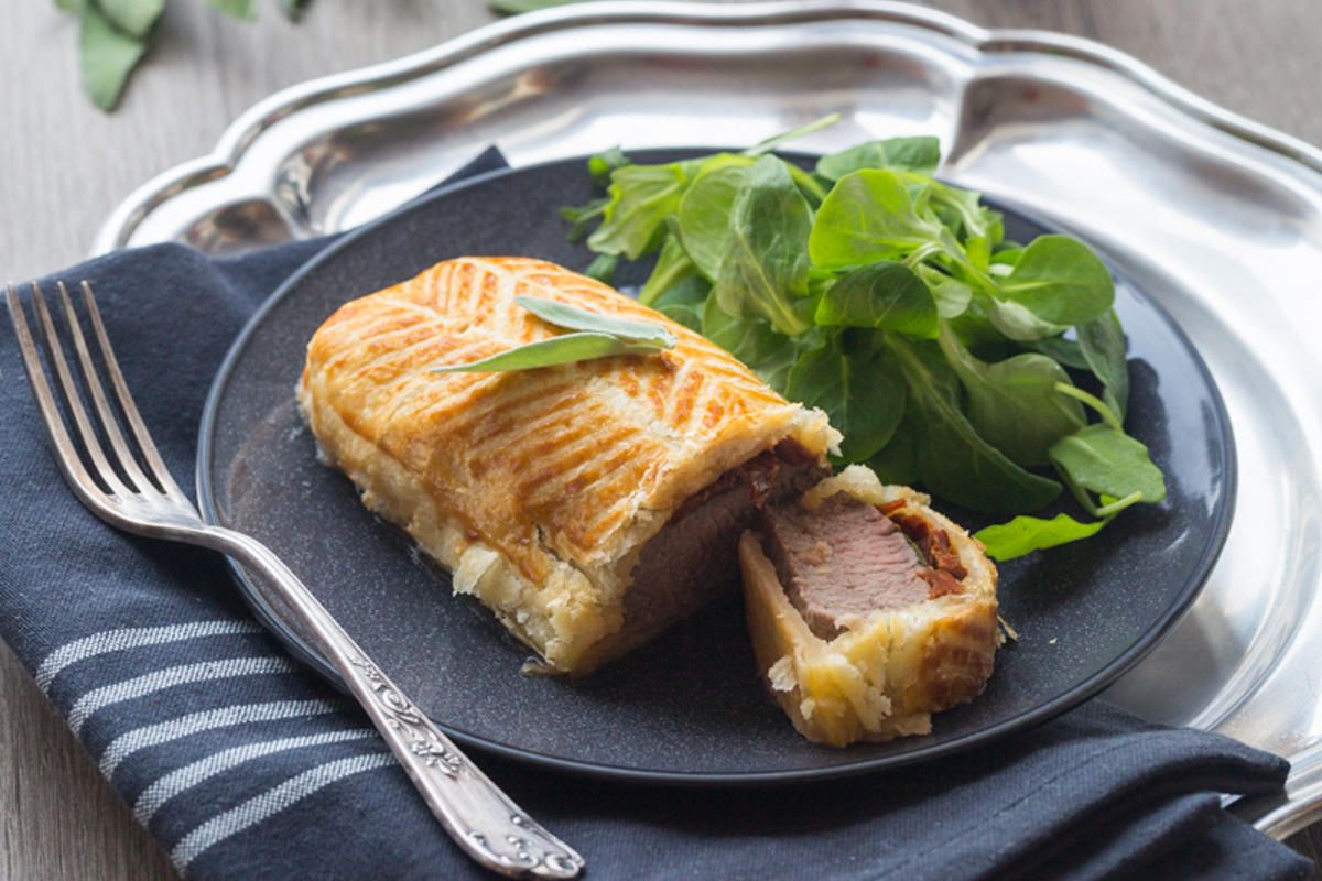 Filet d’agneau en croûte aux tomates séchées
