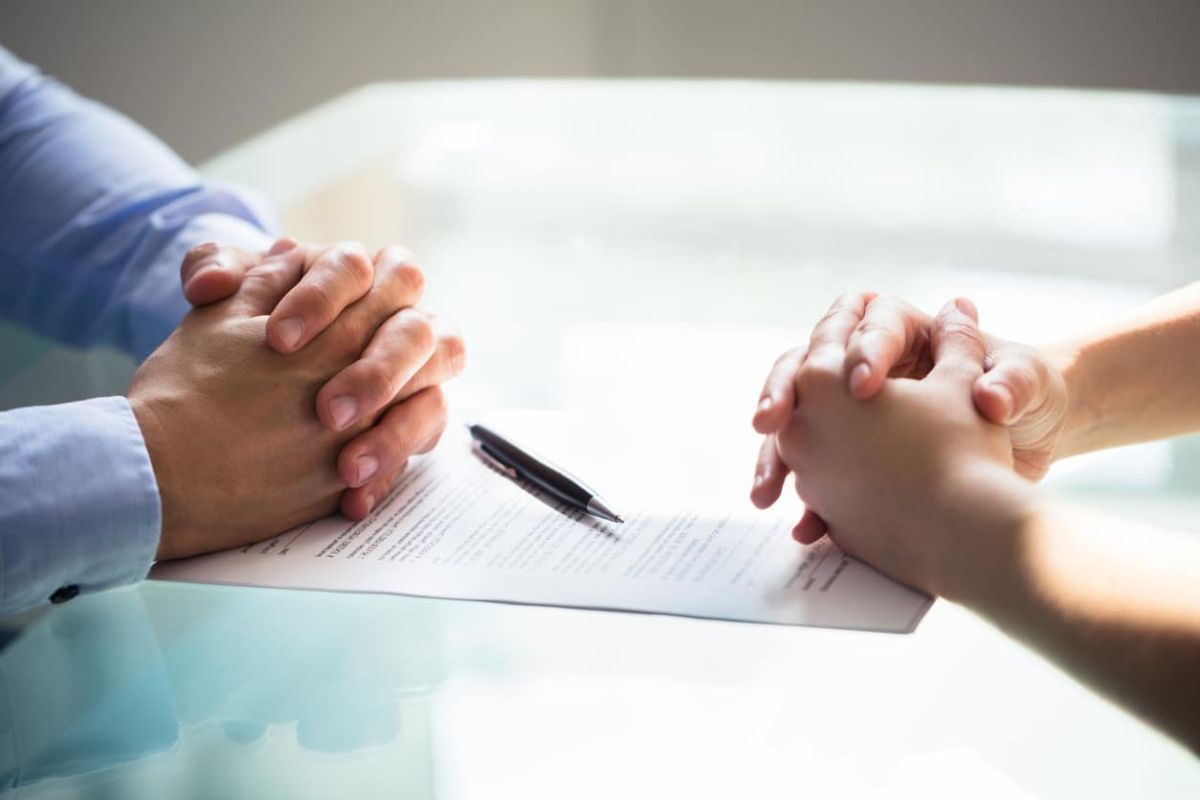 Comprendre le contrat obsèques en prestations : guide essentiel