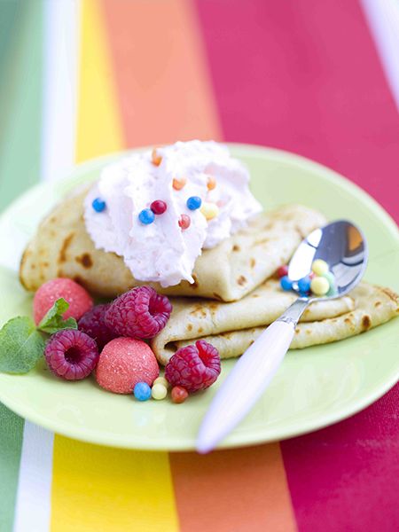 Crêpes aux guimauves à la fraise