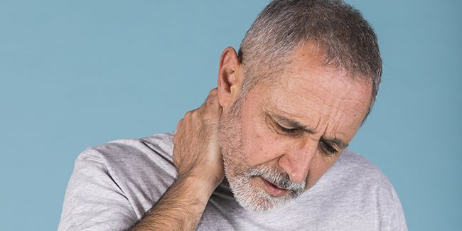 Dystonie : comprendre ce trouble moteur méconnu chez les seniors