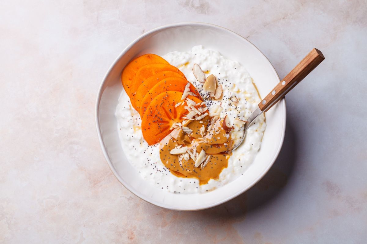 Oubliez les yaourts : ce fromage blanc booste vos muscles