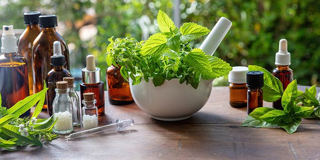 À la découverte de la naturopathie : entre promesses et controverses
