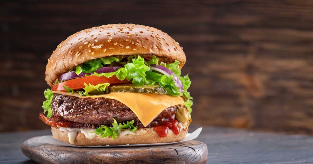 Découvrez la recette inratable du hamburger maison par Whoogy’s